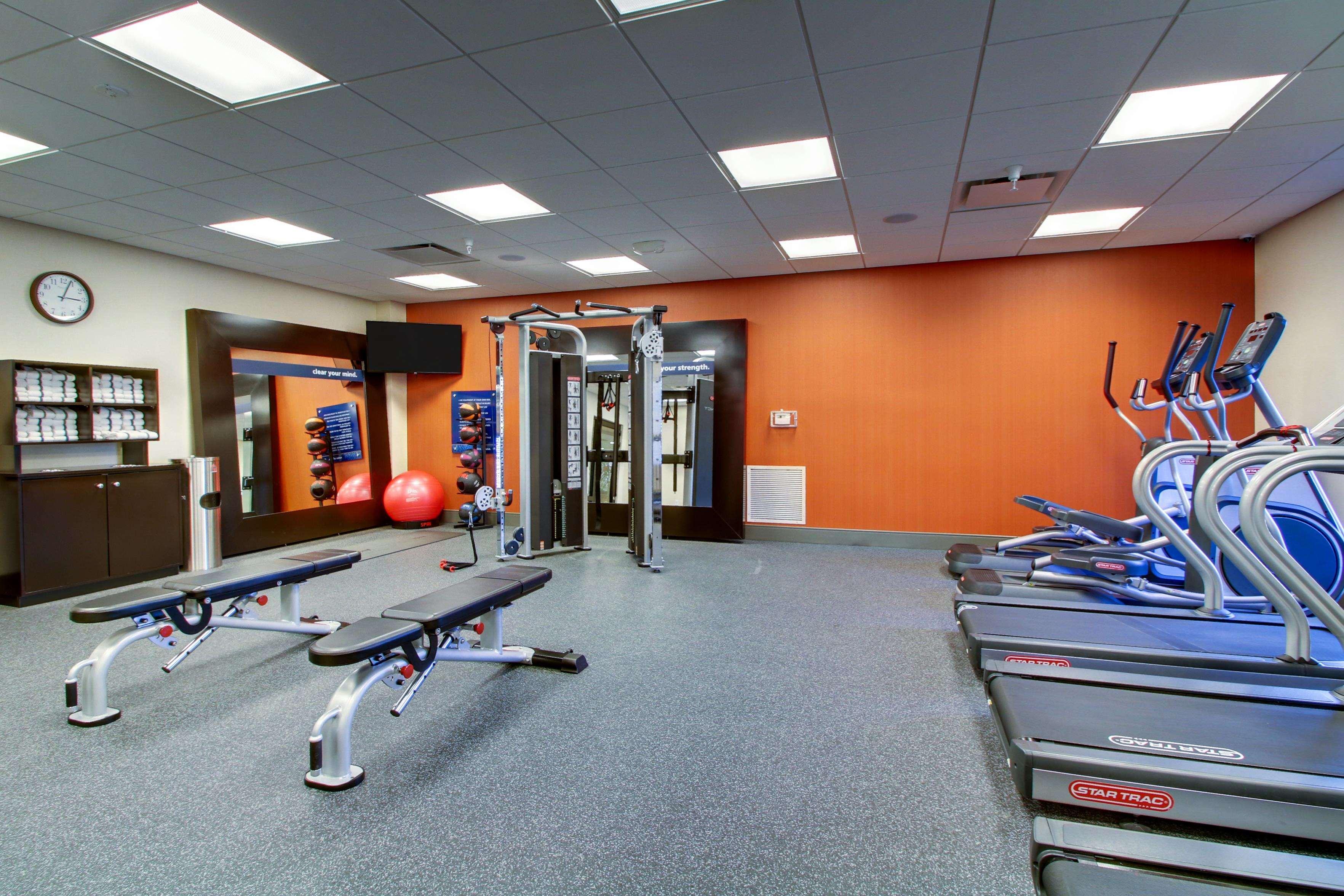 Hampton Inn & Suites Milwaukee West West Allis Dış mekan fotoğraf