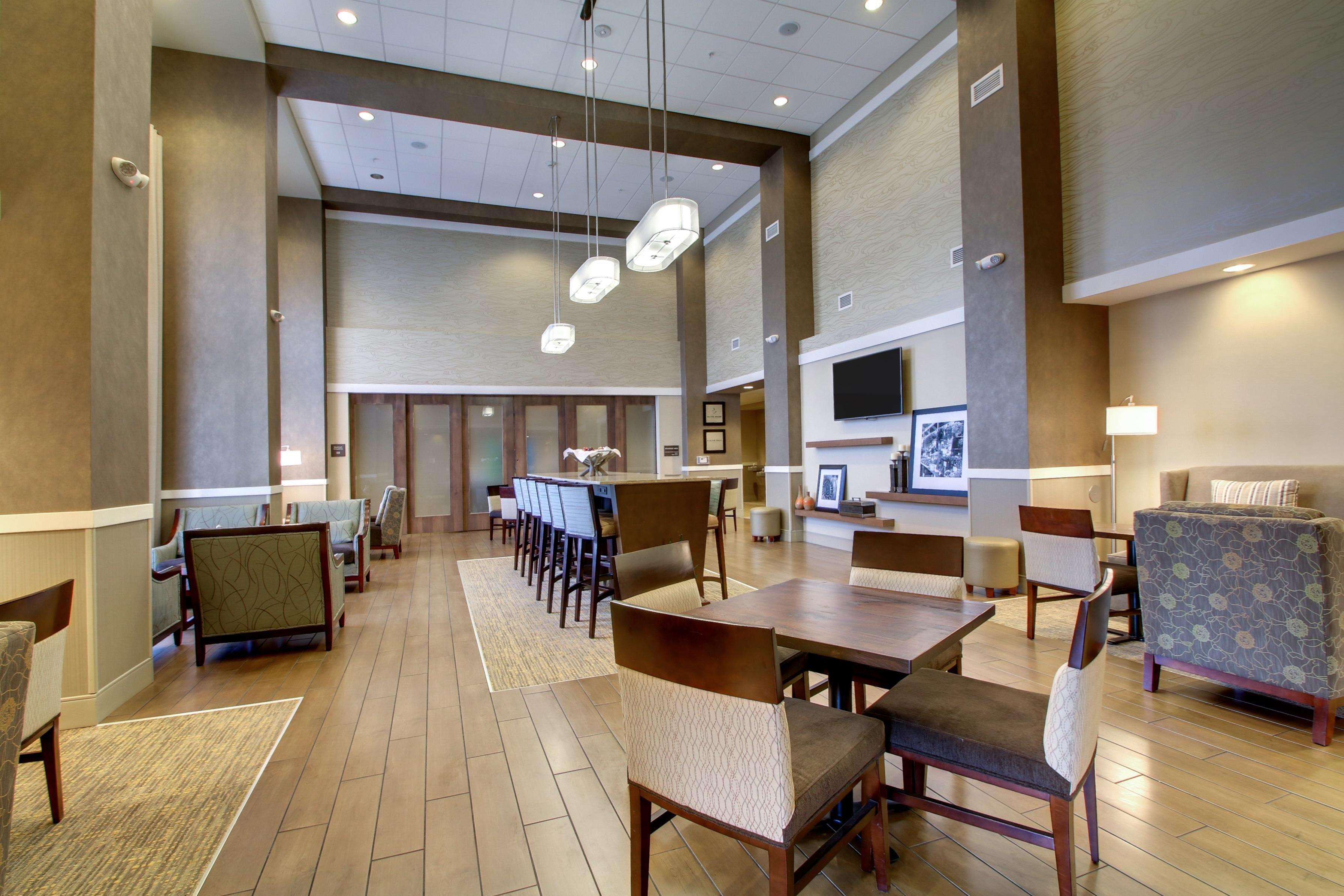 Hampton Inn & Suites Milwaukee West West Allis Dış mekan fotoğraf