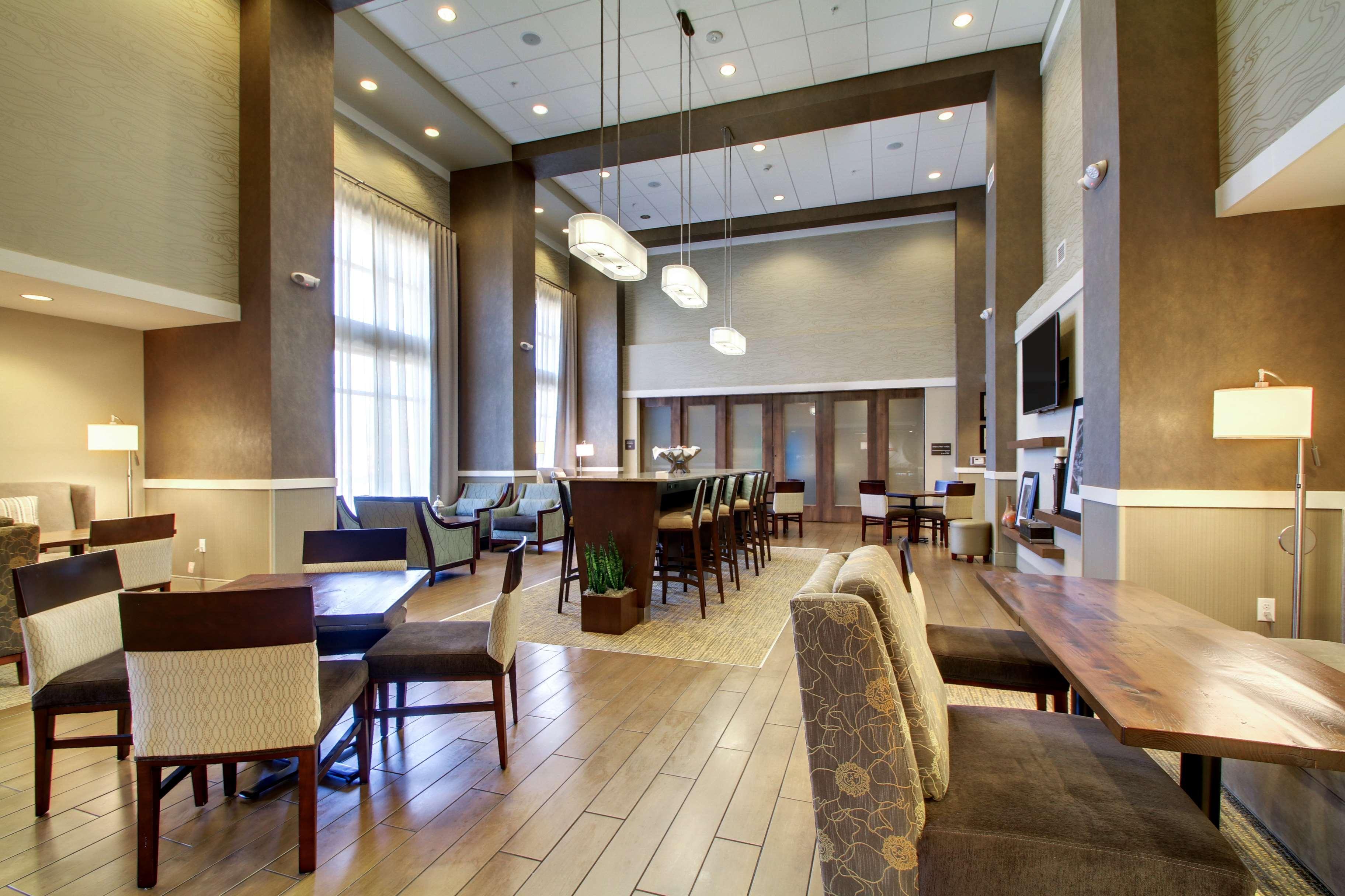 Hampton Inn & Suites Milwaukee West West Allis Dış mekan fotoğraf