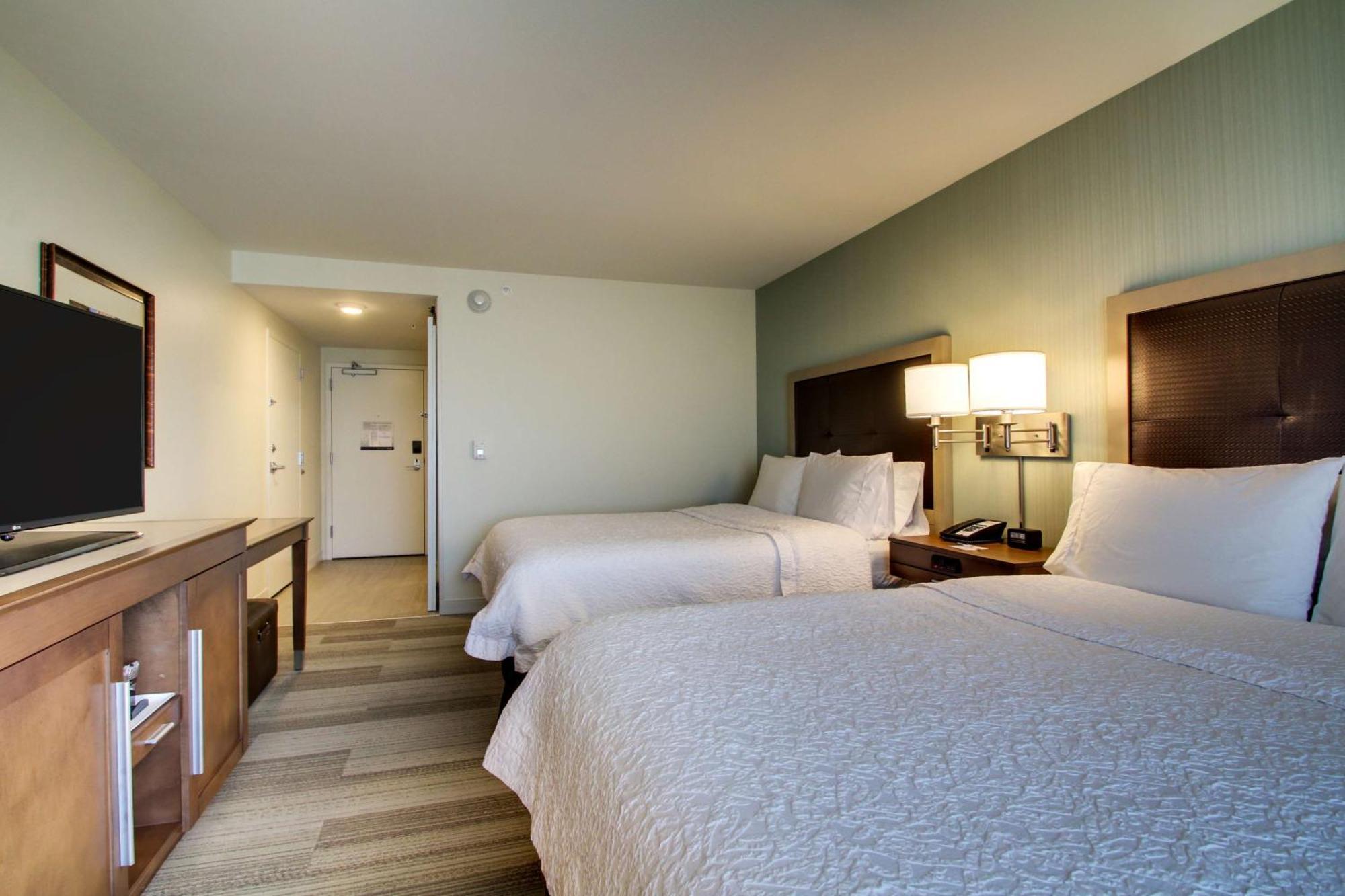Hampton Inn & Suites Milwaukee West West Allis Dış mekan fotoğraf