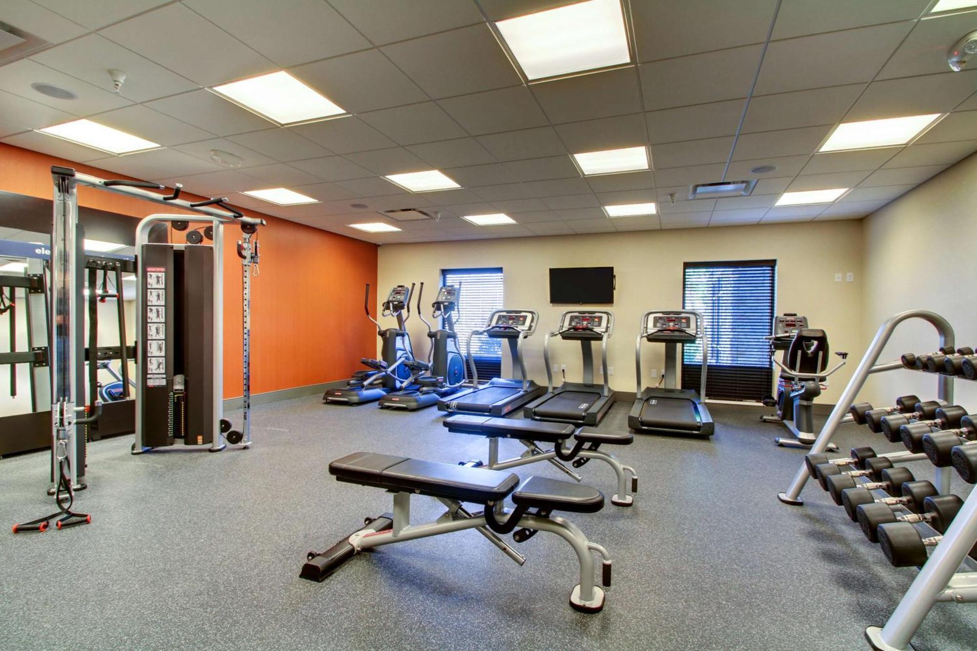 Hampton Inn & Suites Milwaukee West West Allis Dış mekan fotoğraf